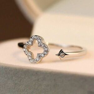 New Elegant  925 Sterling Silver Cubic Zirconia Hollow out Clover Open Ring